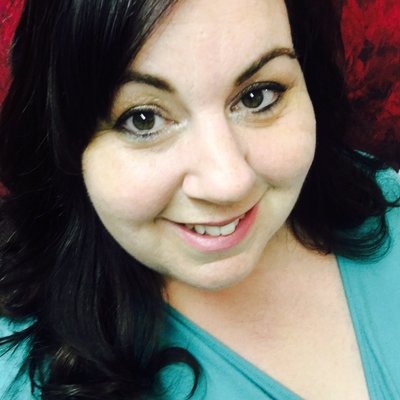 nicole biscotti - blog author